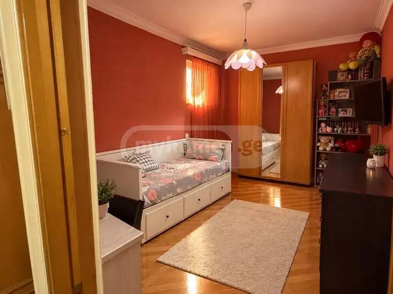 4 Room Apartment For Sale view 2