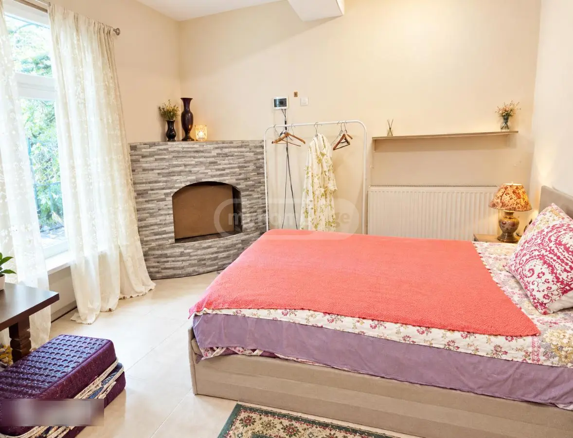 3 Room Private House For Rent In Vake view 11