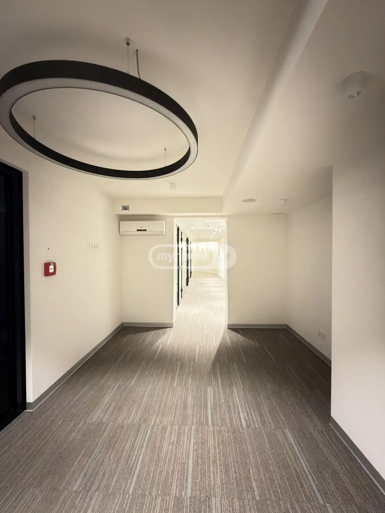 Office Commercial Area For Rent In Mtatsminda view 8