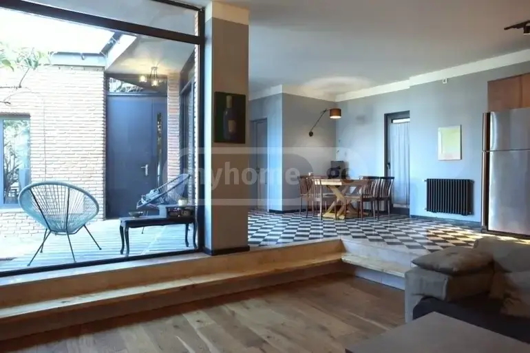 7 Room Private House For Rent In Mtatsminda view 10