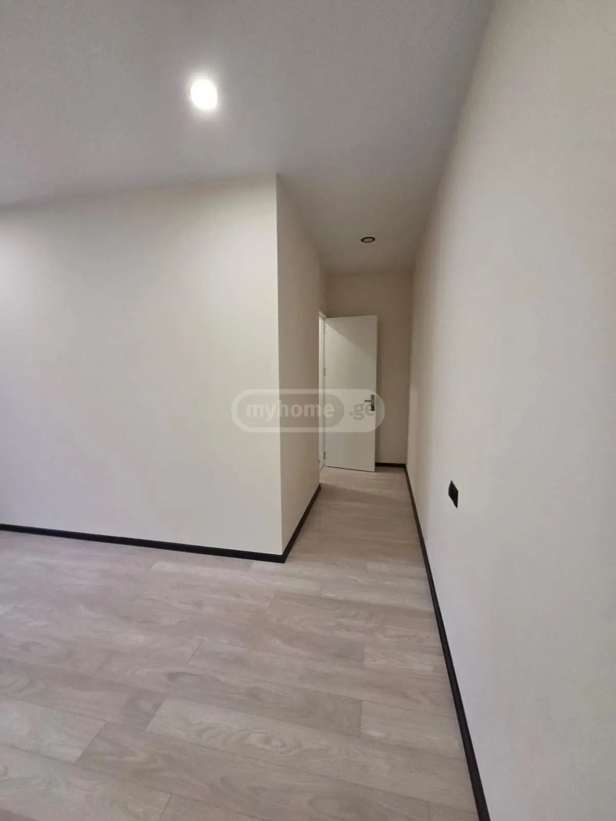3 Room Apartment For Sale view 8
