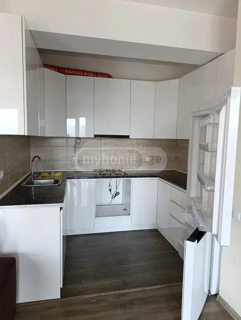 3 Room Apartment For Sale view 1