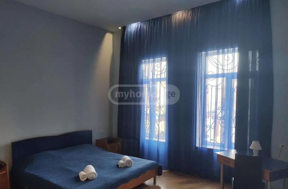 4 Room Apartment For Rent In Sololaki view 9