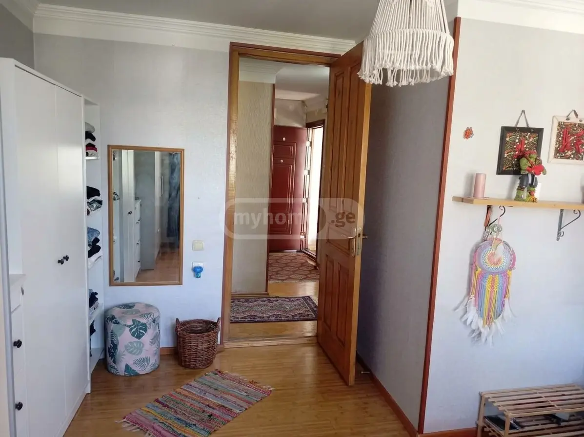 4 Room Private House For Sale view 13