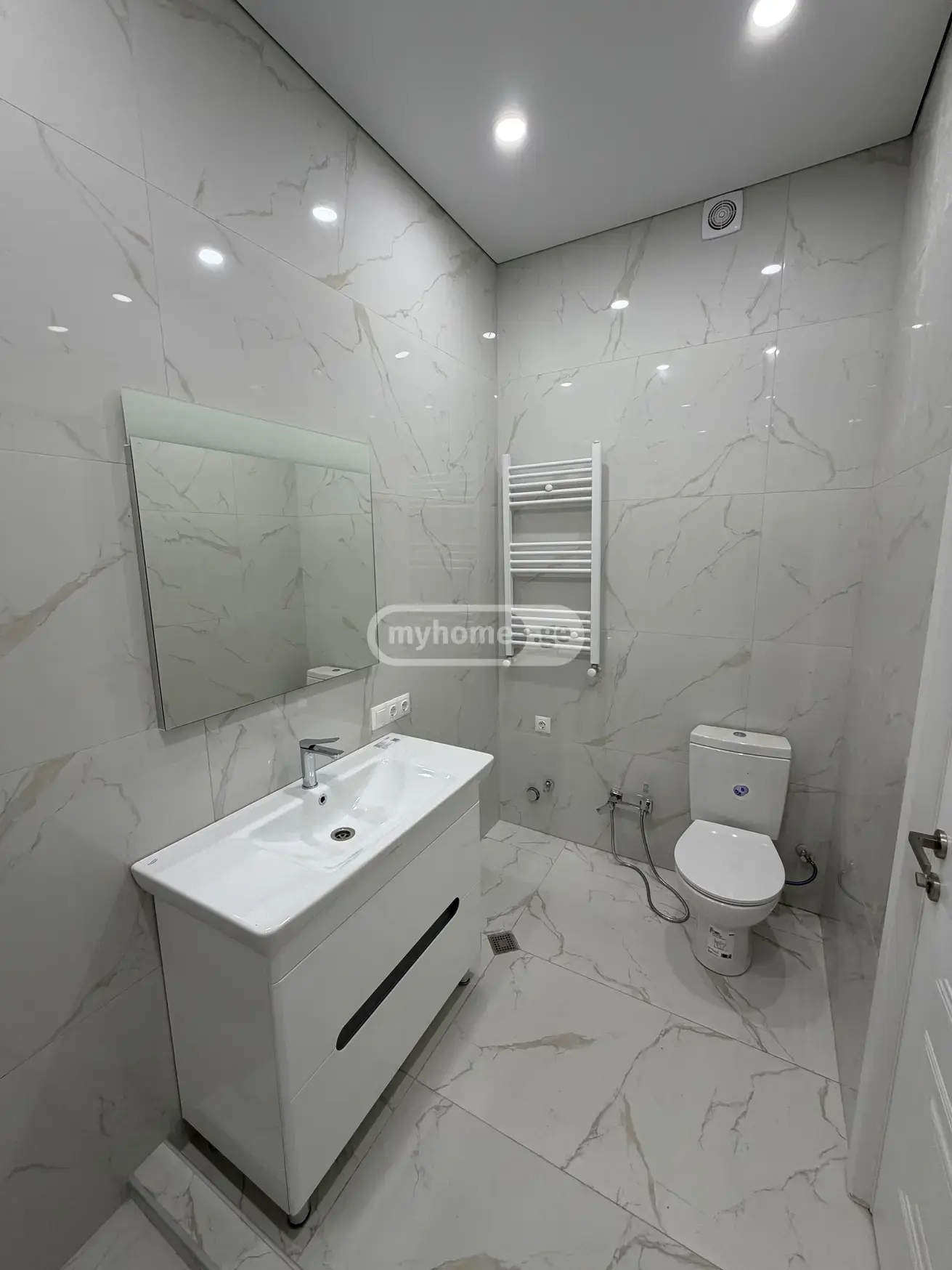 2 Room Apartment For Sale view 2