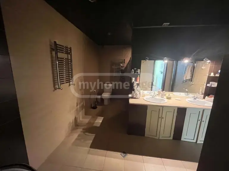 6 Room Apartment For Sale view 11