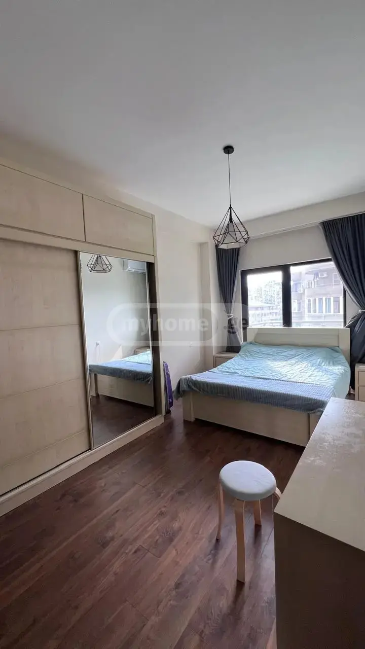 4 Room Apartment For Sale view 8