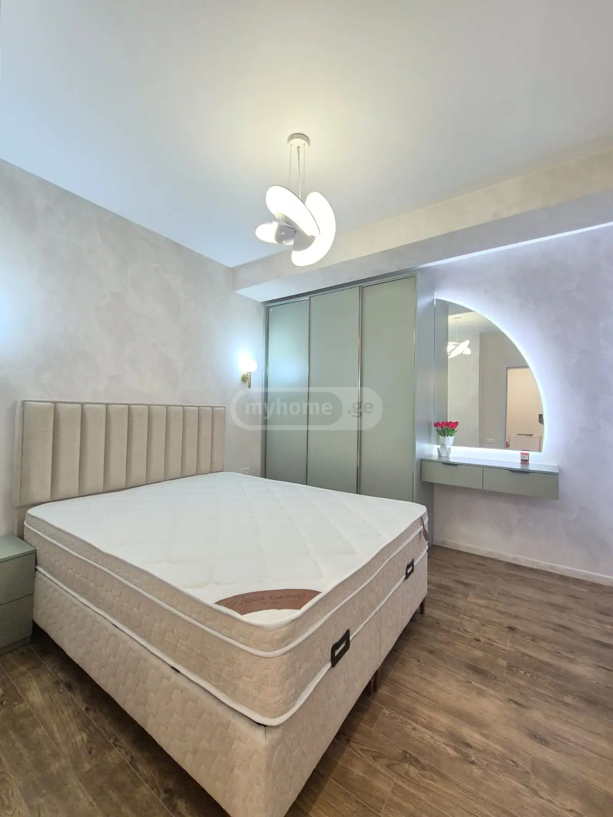 Продажа 3-комната Квартира view 5