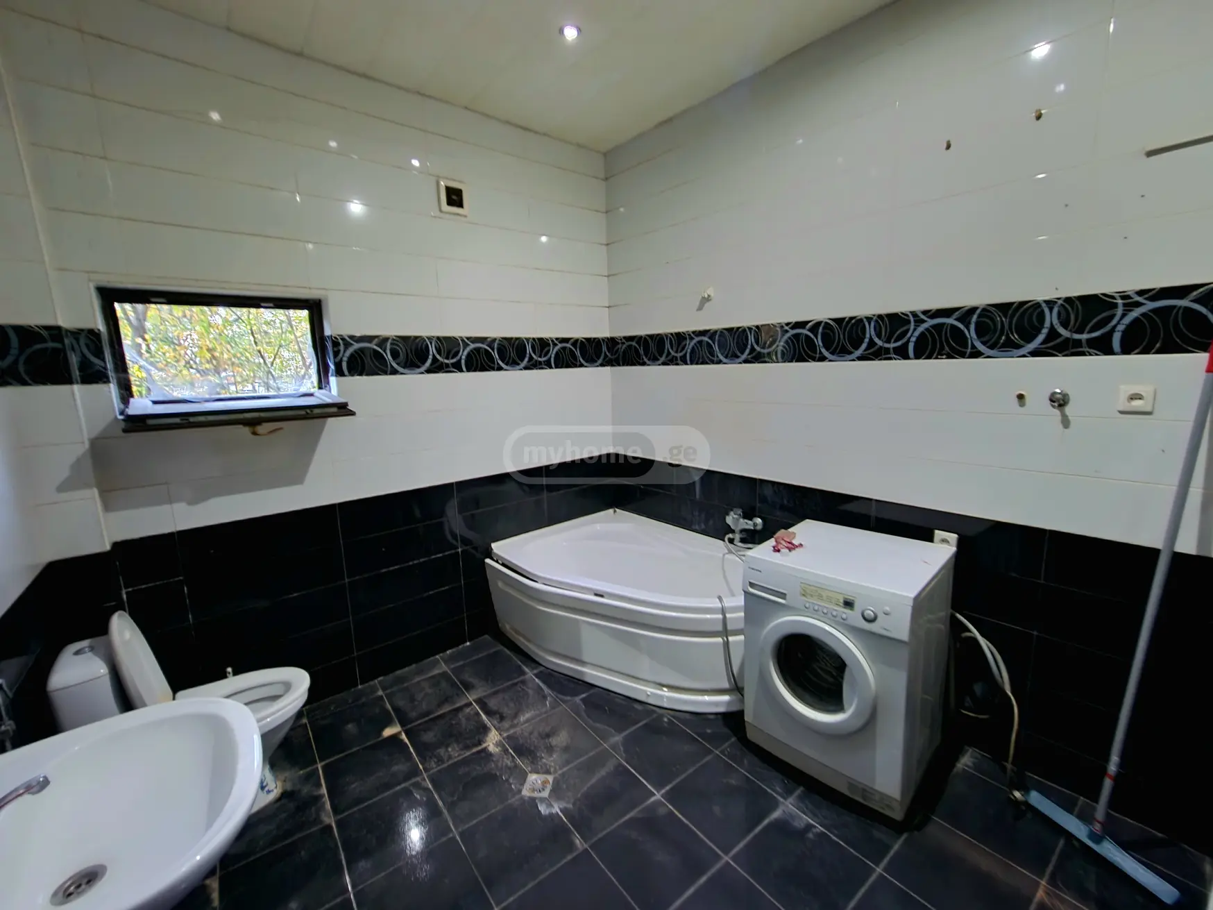 6 Room Private House For Rent In Saburtalo view 11