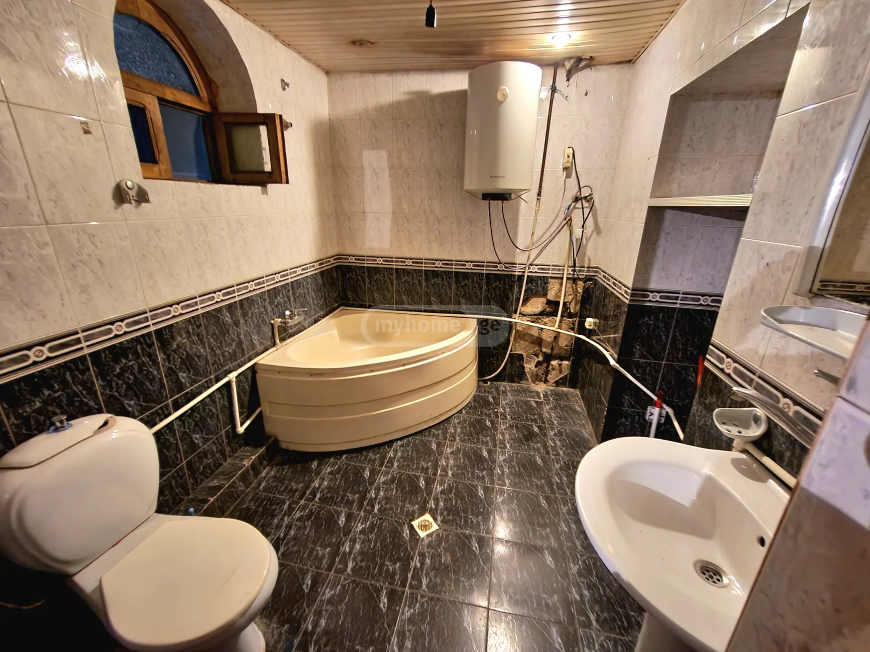 6 Room Private House For Rent In Saburtalo view 12