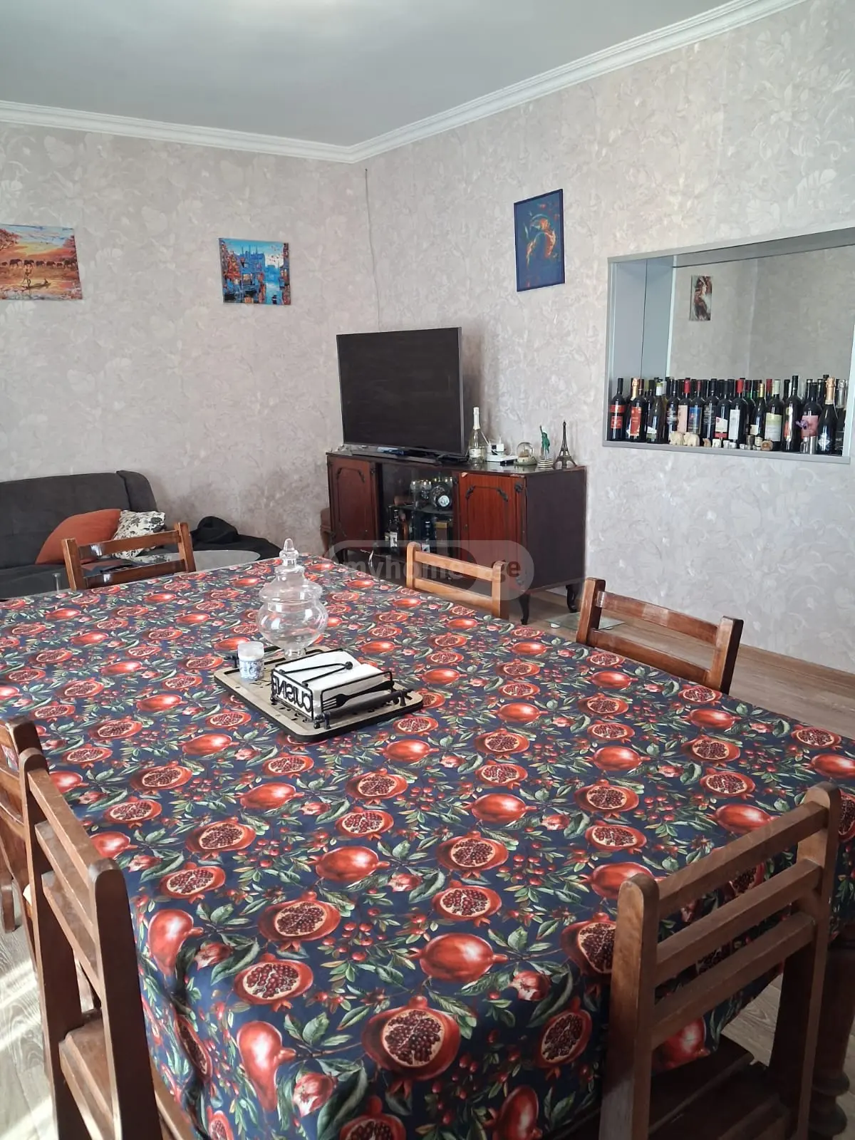 6 Room Private House For Sale view 2