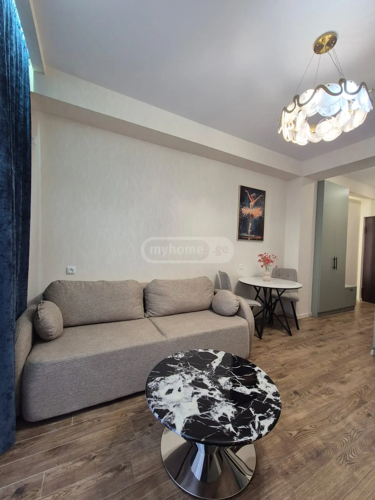 1 Room Apartment For Sale view 3