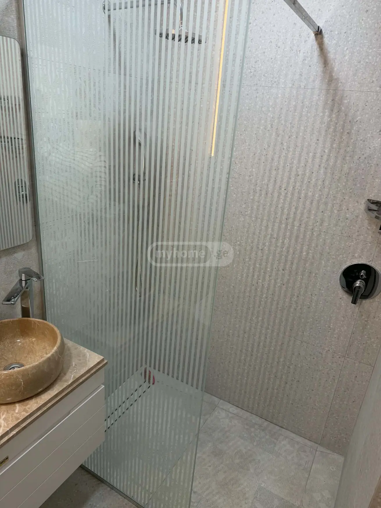 3 Room Apartment For Rent In Isani view 5