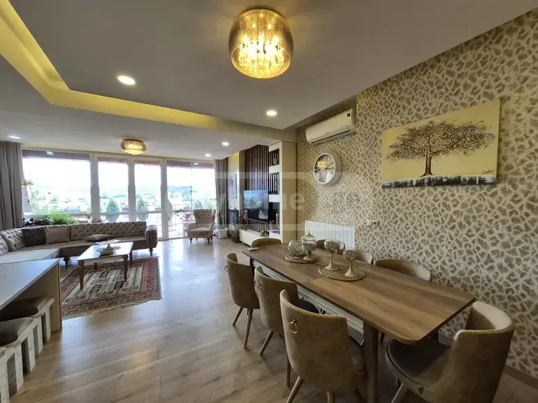 4 Room Apartment For Sale view 2