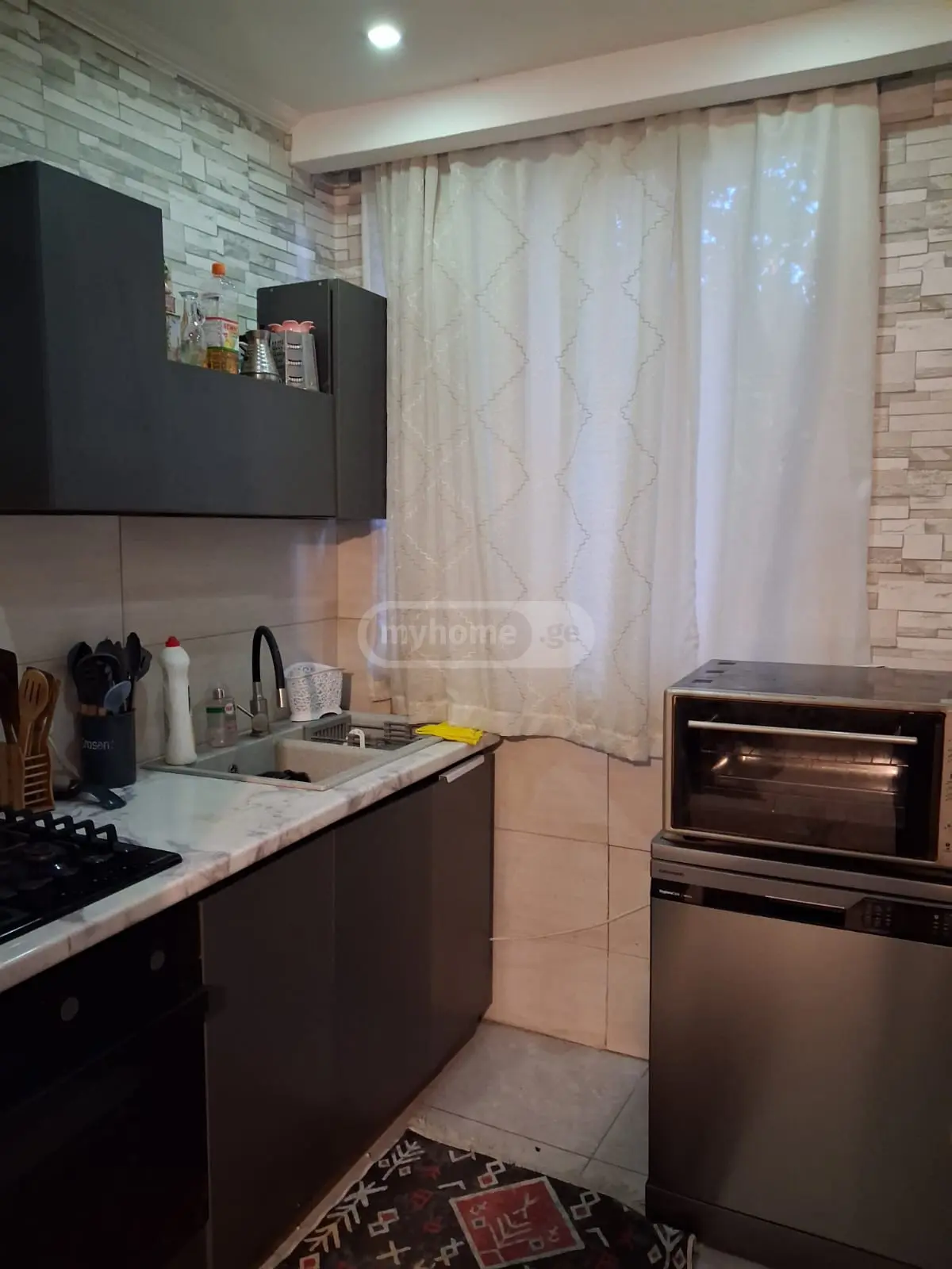 6 Room Private House For Sale view 5