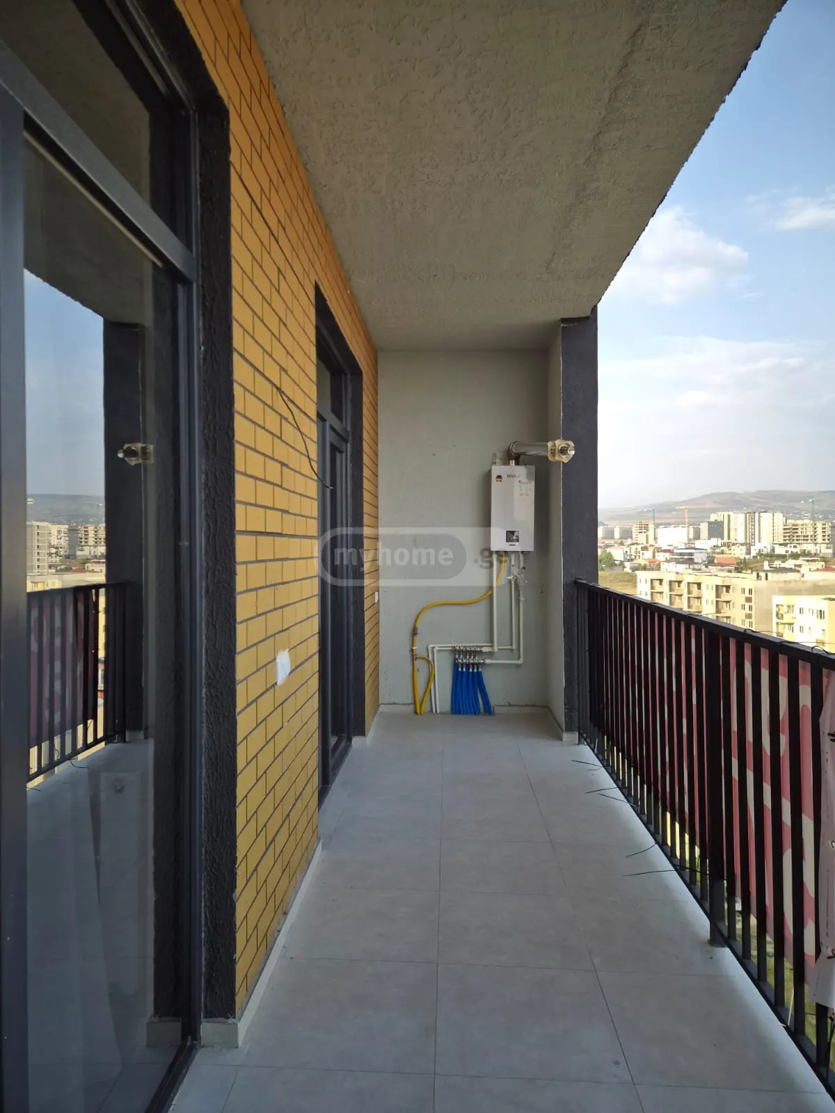 Продажа 3-комната Квартира view 6