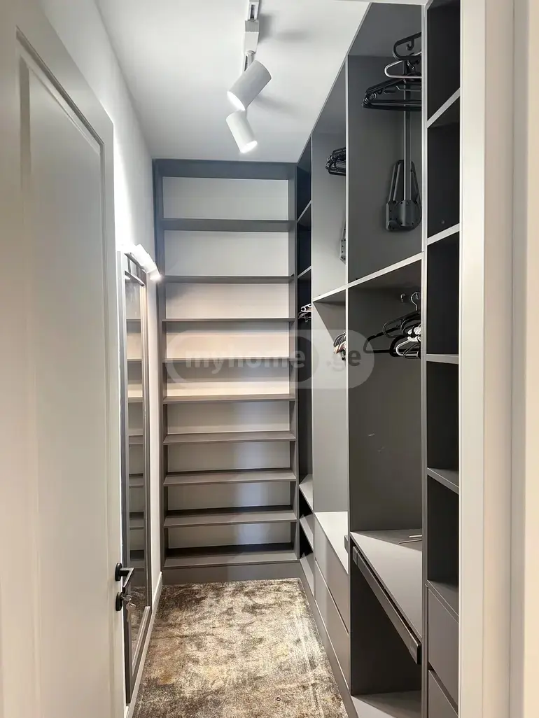 4 Room Apartment For Sale view 11