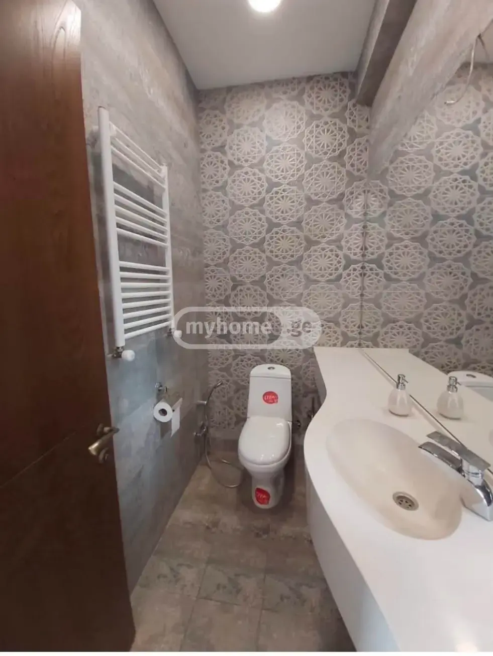 6 Room Apartment For Rent In Saburtalo view 12