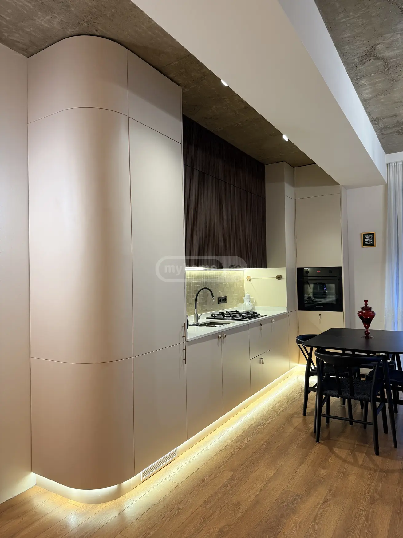 2 Room Apartment For Sale view 3
