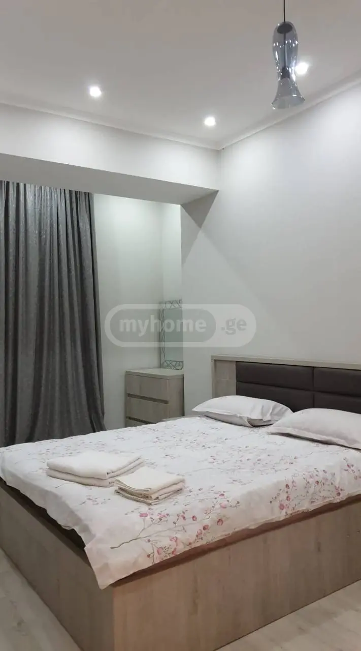 2 Room Apartment Daily Rent In Ortachala view 3