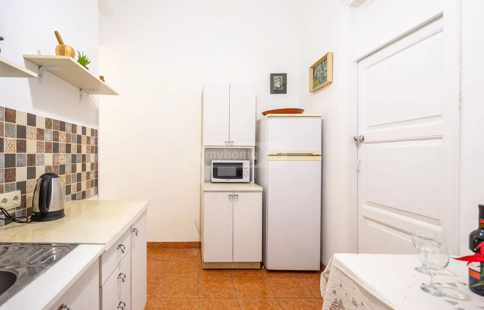 2 Room Apartment For Rent In Mtatsminda view 3
