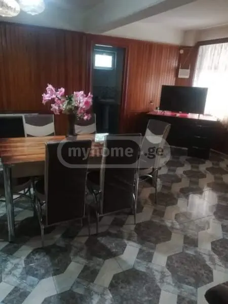 4 Room Private House For Rent In Zugdidi view 2