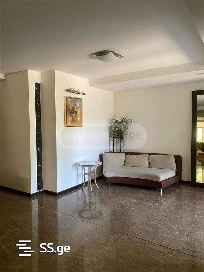 10+ Room Private House For Rent In Mtskheta view 6