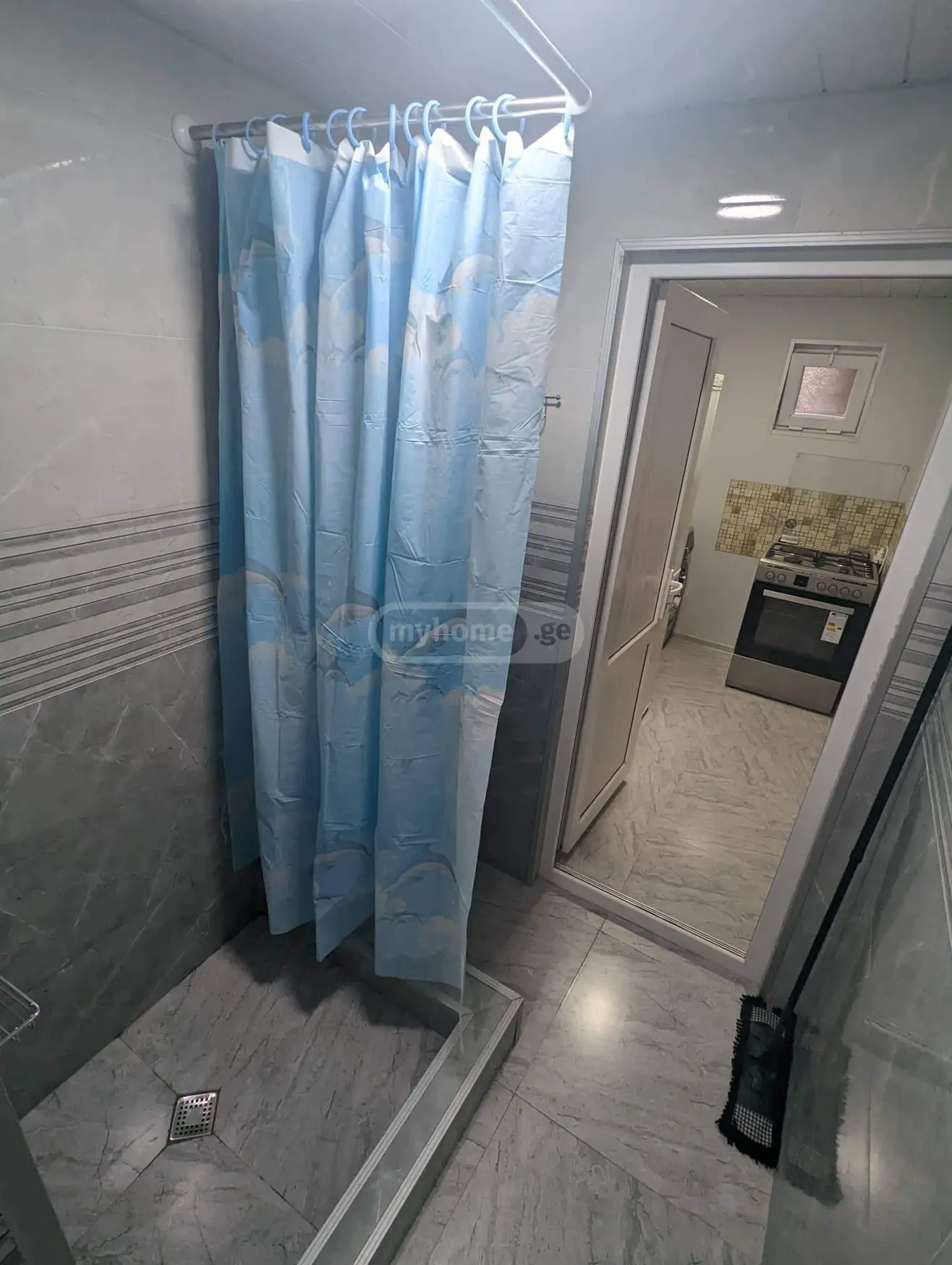 3 Room Private House For Rent In Zugdidi view 9